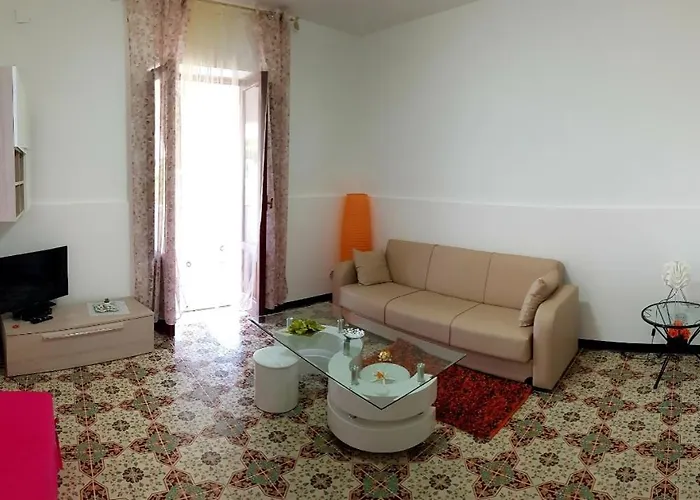 Casa Sabrina بيت للعطل ليباري